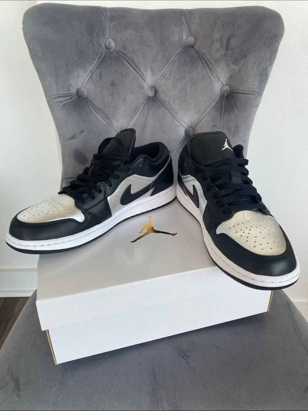 NWT Women’s Jordan 1 Low SE Black and Metallic Silver Low Top Sneakers - Picture 6 of 17